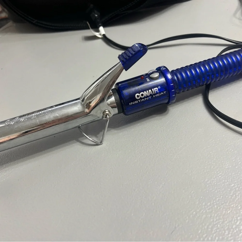 Conair Blue and Silver Curling Iron instant heat 1‎ inch